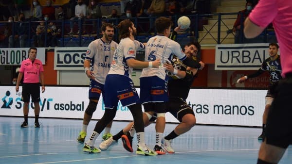 EQUIPO ASOBAL: Javi García, elegido Mejor Pivote de la primera vuelta de la Liga Sacyr ASOBAL