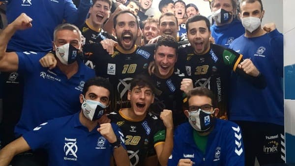LIGA SACYR ASOBAL: El Ángel Ximénez se exhibe ante su afición con victoria sobre Cisne (31-23)