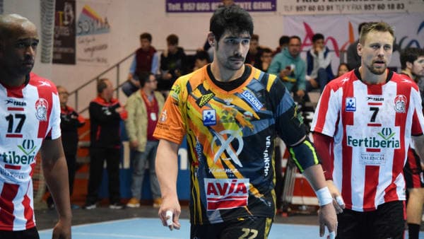 ASOBAL: El pivote Javi García, entre los candidatos al Equipo Ideal de la temporada 2019-2020